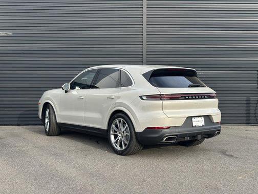 2026 Porsche Cayenne AWD