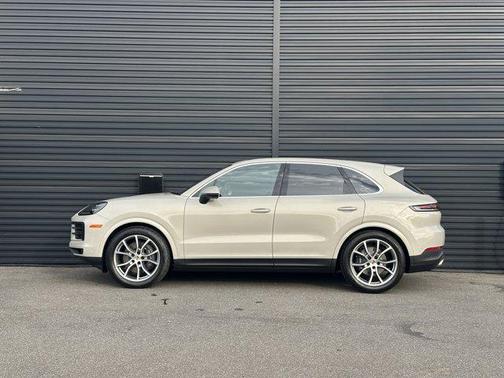 2026 Porsche Cayenne AWD