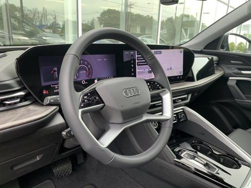 Daytona Gray Metallic 2026 Audi Q5 Sportback Premium Plus TFSI quattro S tronic