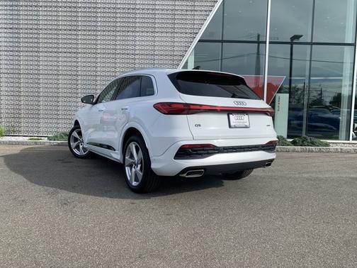 2025 Audi Q5 Prestige