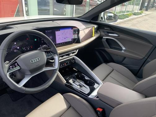 2025 Audi Q5 Prestige