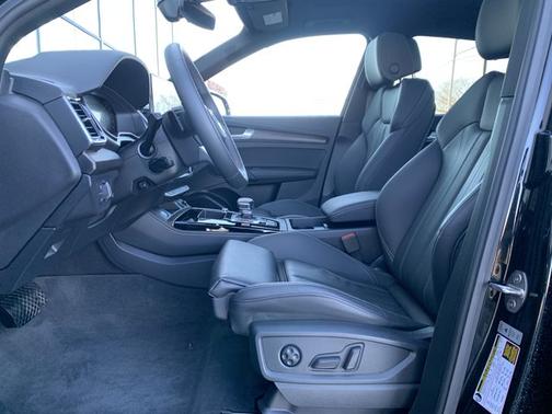 2025 Audi Q5 55 S line Premium Plus