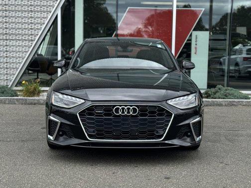 2023 Audi A4 45 S line Premium Plus