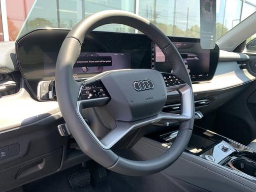 Glacier White Metallic 2026 Audi Q3 TFSI quattro S tronic
