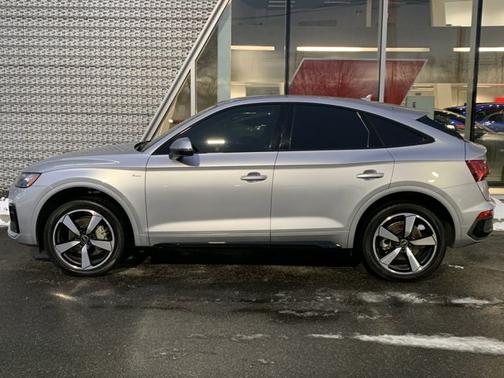 2023 Audi Q5 45 S line Premium Plus