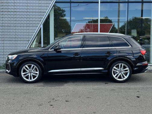2025 Audi Q7 55 Prestige