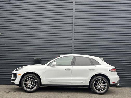 2026 Porsche Macan AWD