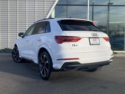 2025 Audi Q3 45 S line Premium Plus