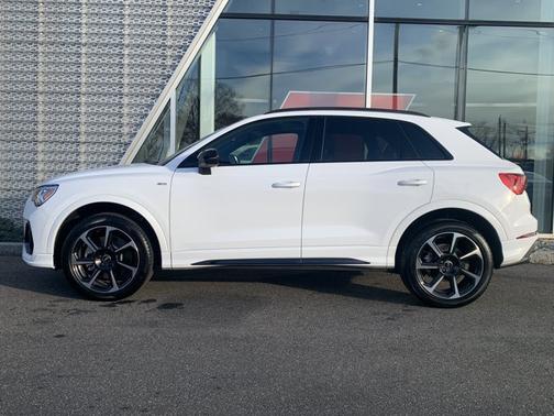 2025 Audi Q3 45 S line Premium Plus