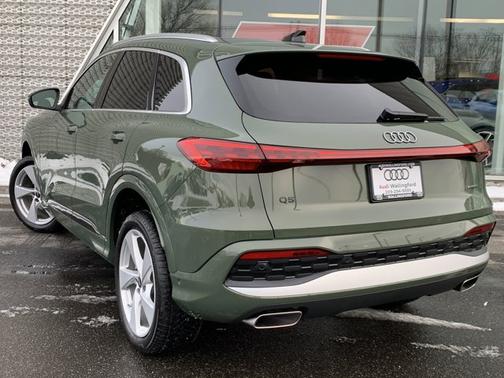 2025 Audi Q5 Premium Plus TFSI quattro S tronic