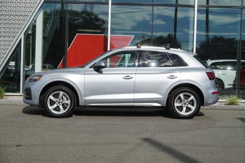 2023 Audi Q5 40 Premium