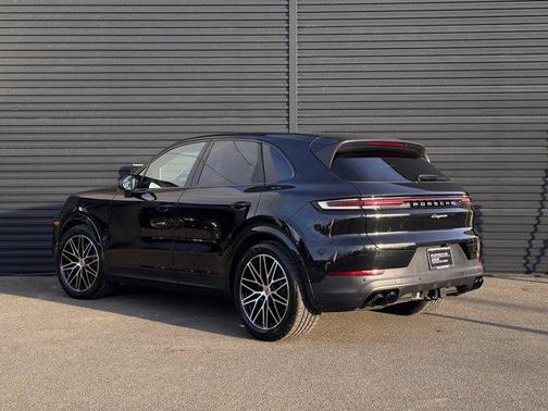 2024 Porsche Cayenne AWD