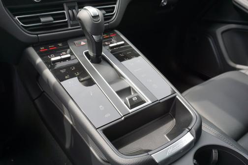 Volcano Grey Metallic 2026 Porsche Macan T