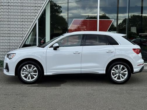 2025 Audi Q3 45 S line Premium Plus
