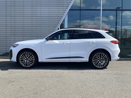 2025 Audi SQ5 3.0T Prestige