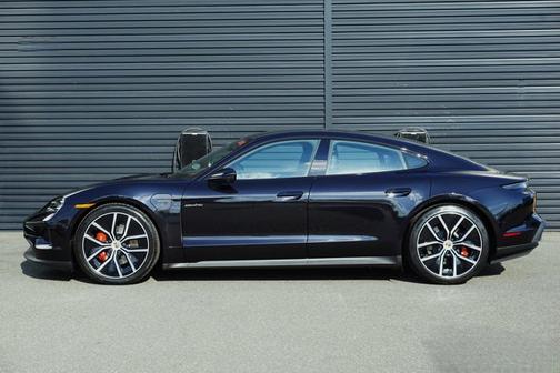 Jet Black Metallic 2026 Porsche Taycan 4S