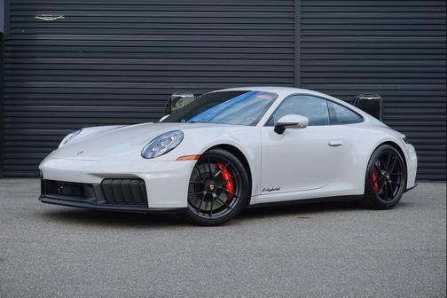 Chalk 2025 Porsche 911 Carrera 4 GTS