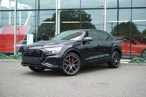 2021 Audi Q8 55 Premium Plus