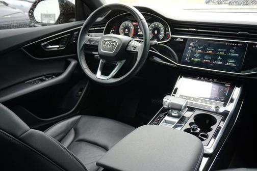 2021 Audi Q8 55 Premium Plus