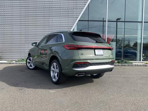 2025 Audi Q5 Premium Plus