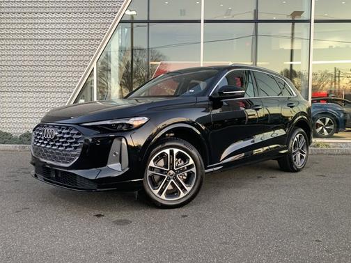 2025 Audi Q5 Premium Plus TFSI quattro S tronic