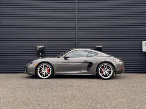 2024 Porsche 718 Cayman S