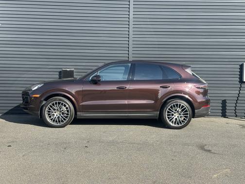 2023 Porsche Cayenne AWD