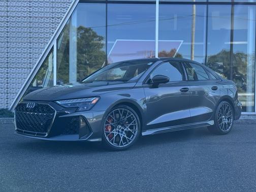 2025 Audi RS 3 2.5T (S tronic)
