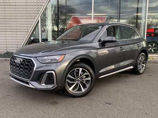 2023 Audi Q5 45 S line Premium Plus