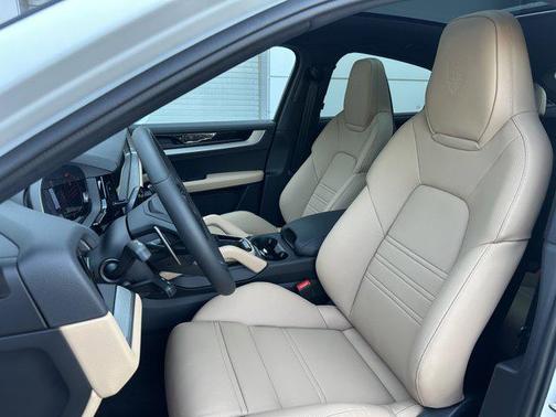 2025 Porsche Cayenne E-Hybrid