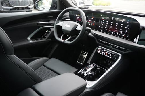 2025 Audi SQ5 3.0T Premium Plus
