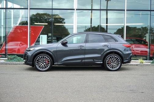 2025 Audi SQ5 3.0T Premium Plus
