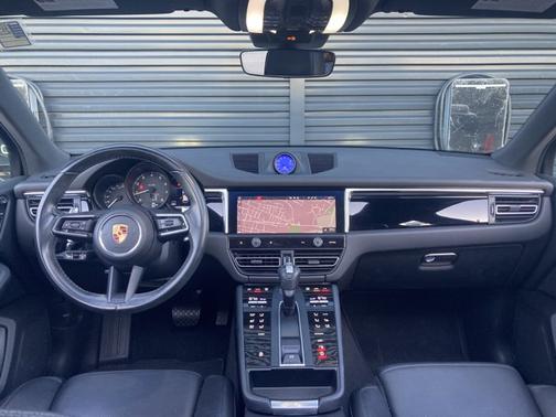 Black 2024 Porsche Macan Macan