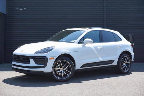 Carrara White Metallic 2023 Porsche Macan Macan