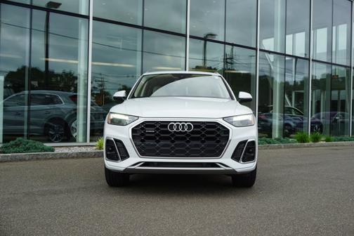 2024 Audi Q5 45 S line Premium