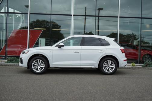 2024 Audi Q5 45 S line Premium