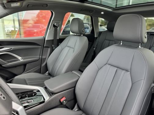 2025 Audi Q5 Premium