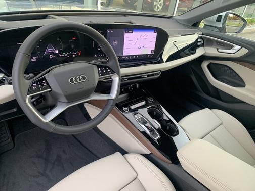 2025 Audi A5 Premium Plus TFSI quattro S tronic