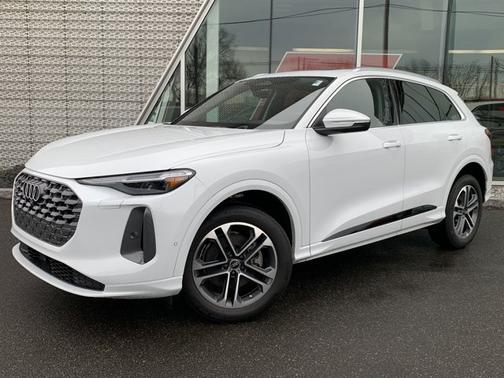 2025 Audi Q5 Premium Plus TFSI quattro S tronic