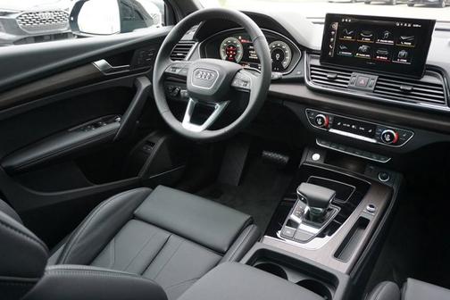 2025 Audi Q5 55 S line Premium Plus