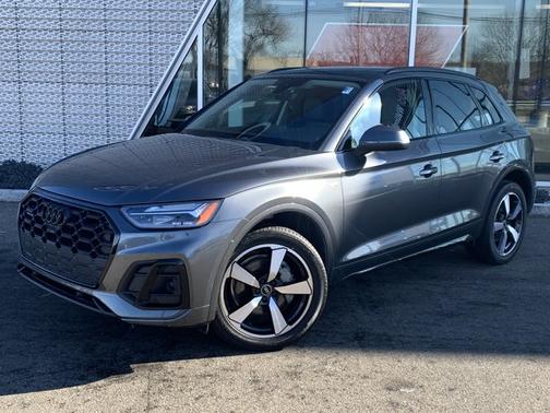 2023 Audi Q5 45 S line Premium Plus