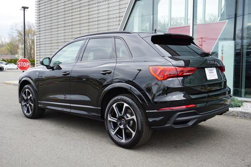 2025 Audi Q3 45 S line Premium Plus