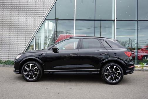 2025 Audi Q3 45 S line Premium Plus