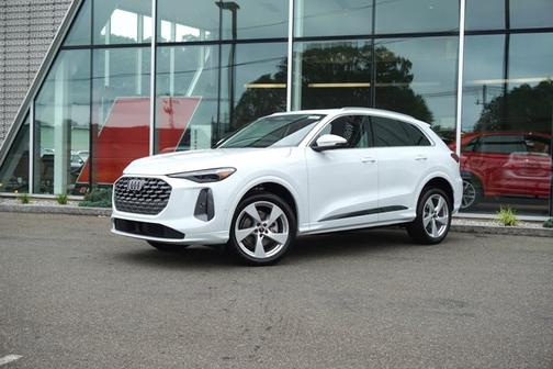 2025 Audi Q5 Premium Plus