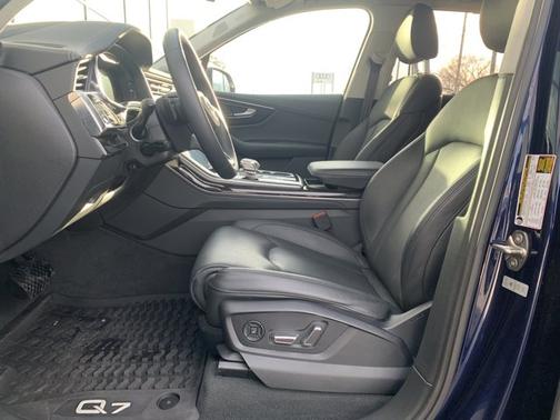 2023 Audi Q7 55 Prestige