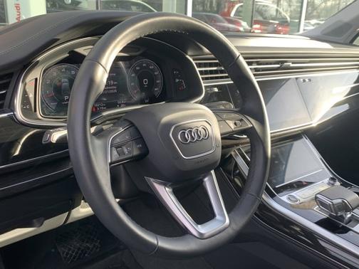 2023 Audi Q7 55 Prestige