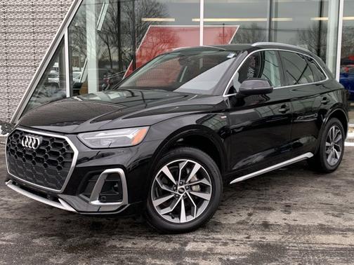 2023 Audi Q5 45 S line Premium Plus