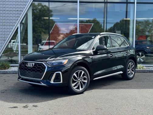 2023 Audi Q5 45 S line Premium Plus