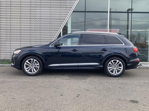 2026 Audi Q7 55 Premium Plus