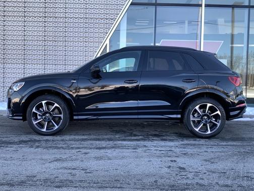 2025 Audi Q3 45 S line Premium Plus